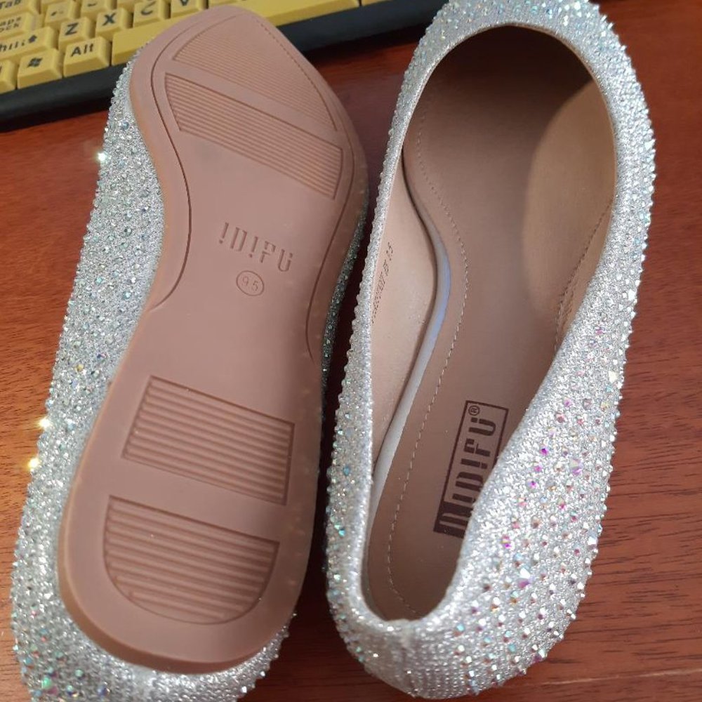 NEW ! IDIFU Ballet Flat Rhinestone Glitter Silver Size 9.5 - Picture 3 of 3